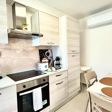 Arsi House Apartamento Diano Castello